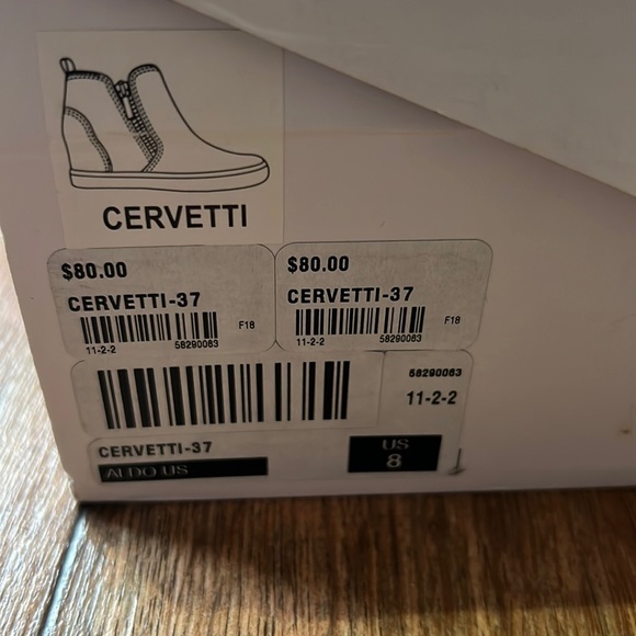 New never worn - Picture 2 of 4